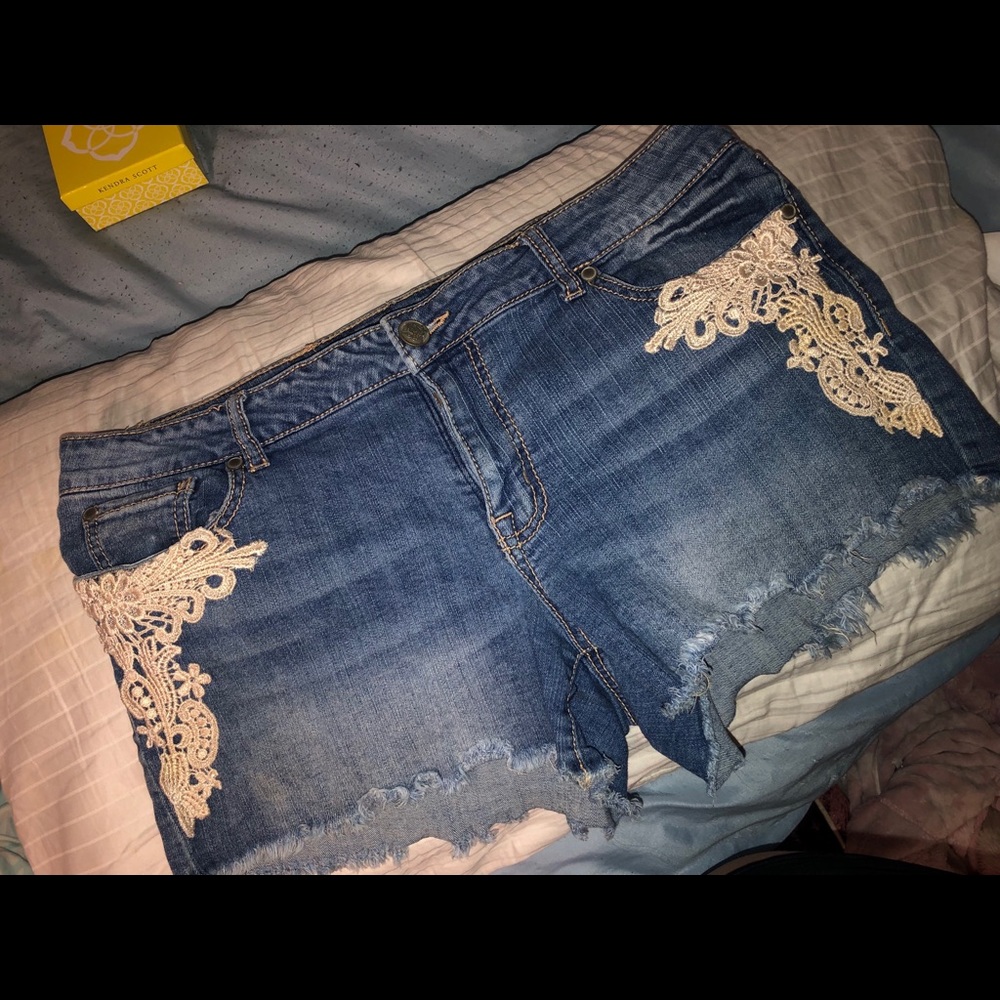Jessica Simpson Forever Lowrise Lace Shorts